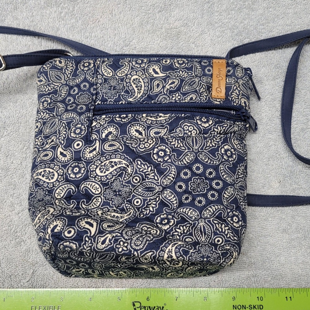 Donna Sharp Navy‎ Paisley Quilted Crossbody Bag Floral Travel Purse Adjustable